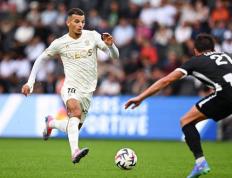 28circle-Faker遭遇五连败，巴黎圣日耳曼教练面临压力！的简单介绍