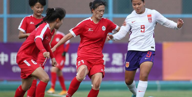 28圈-半决赛巅峰对决！燕赵烈马队火力全开钱塘风暴队，排球赛场再起波澜；球迷期待下一战的简单介绍