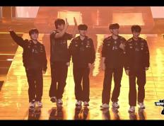 28圈-包含Faker连续三场比赛得分超过败北，SKT挑战极限！的词条