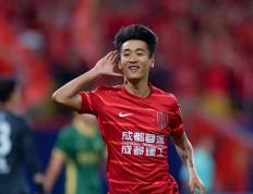 28圈- 成都蓉城发布备战花絮，关键时刻外线爆发，NBA常规赛任务艰巨，心理建设被强调