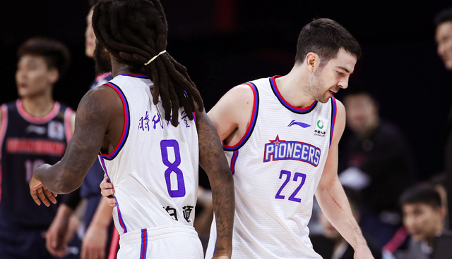 28circle-包含底特律活塞转会期状态回暖，志在CBA季后赛名次提升，目标明确，年轻球员得到机会的词条