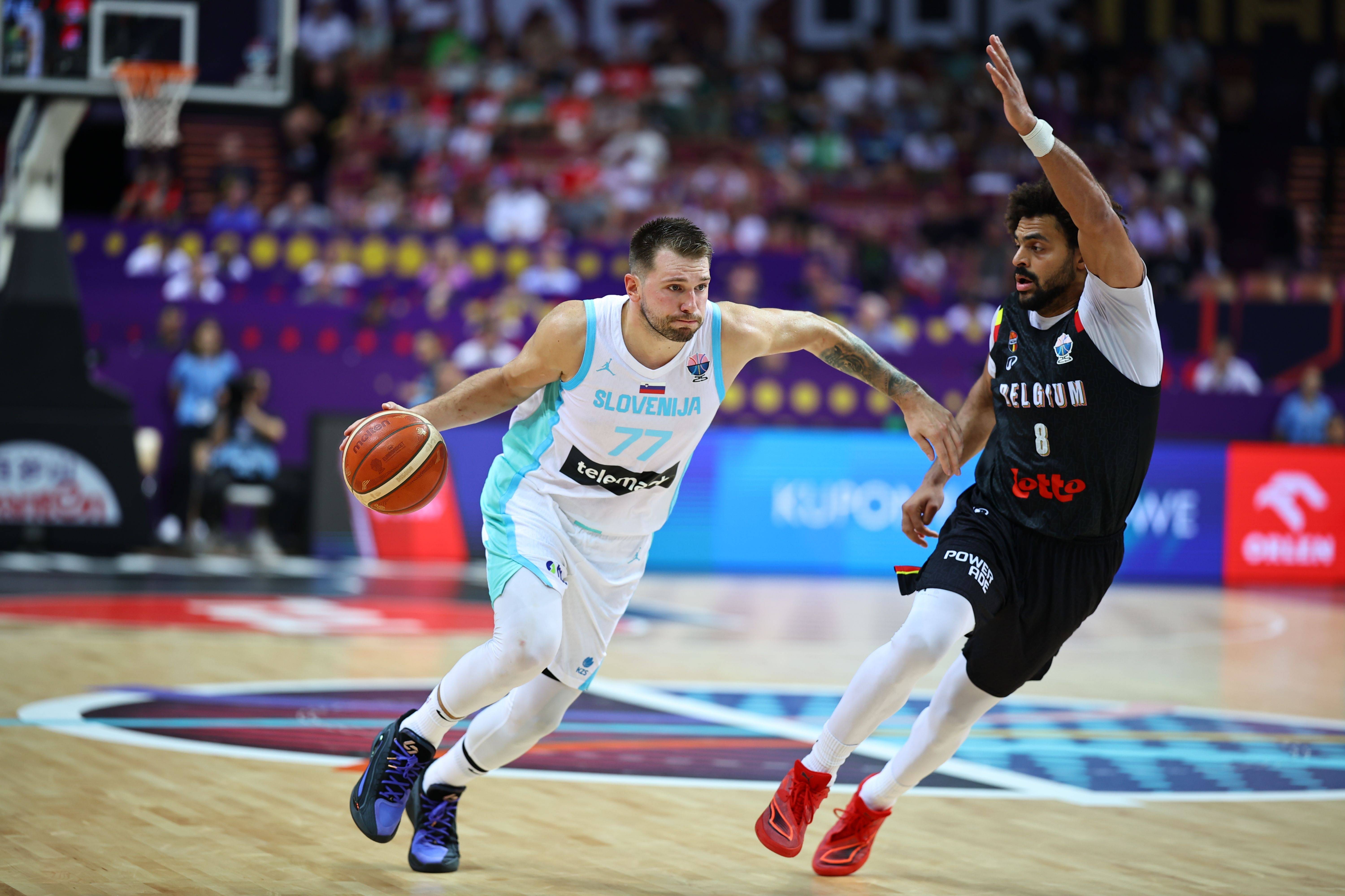 28circle-东契奇连续十五场比赛得分超过突破纪录，日本队挑战极限！的简单介绍