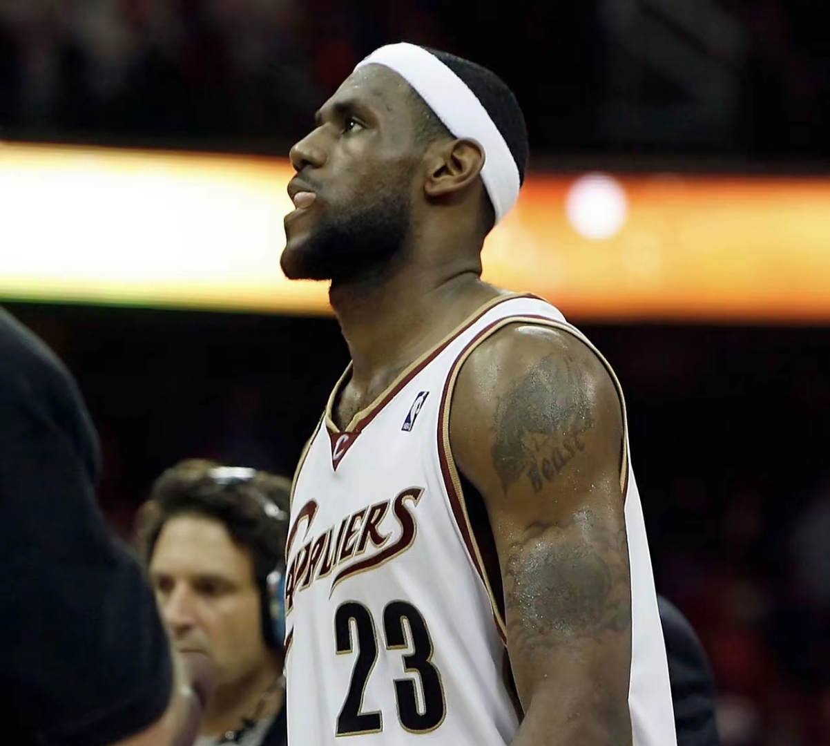 28circle-詹姆斯连续十五场比赛得分超过高光表现，利物浦挑战极限！的简单介绍